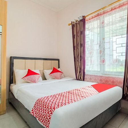 Oyo 3256 Rukost I8 Hotel Karawang Bagian luar foto