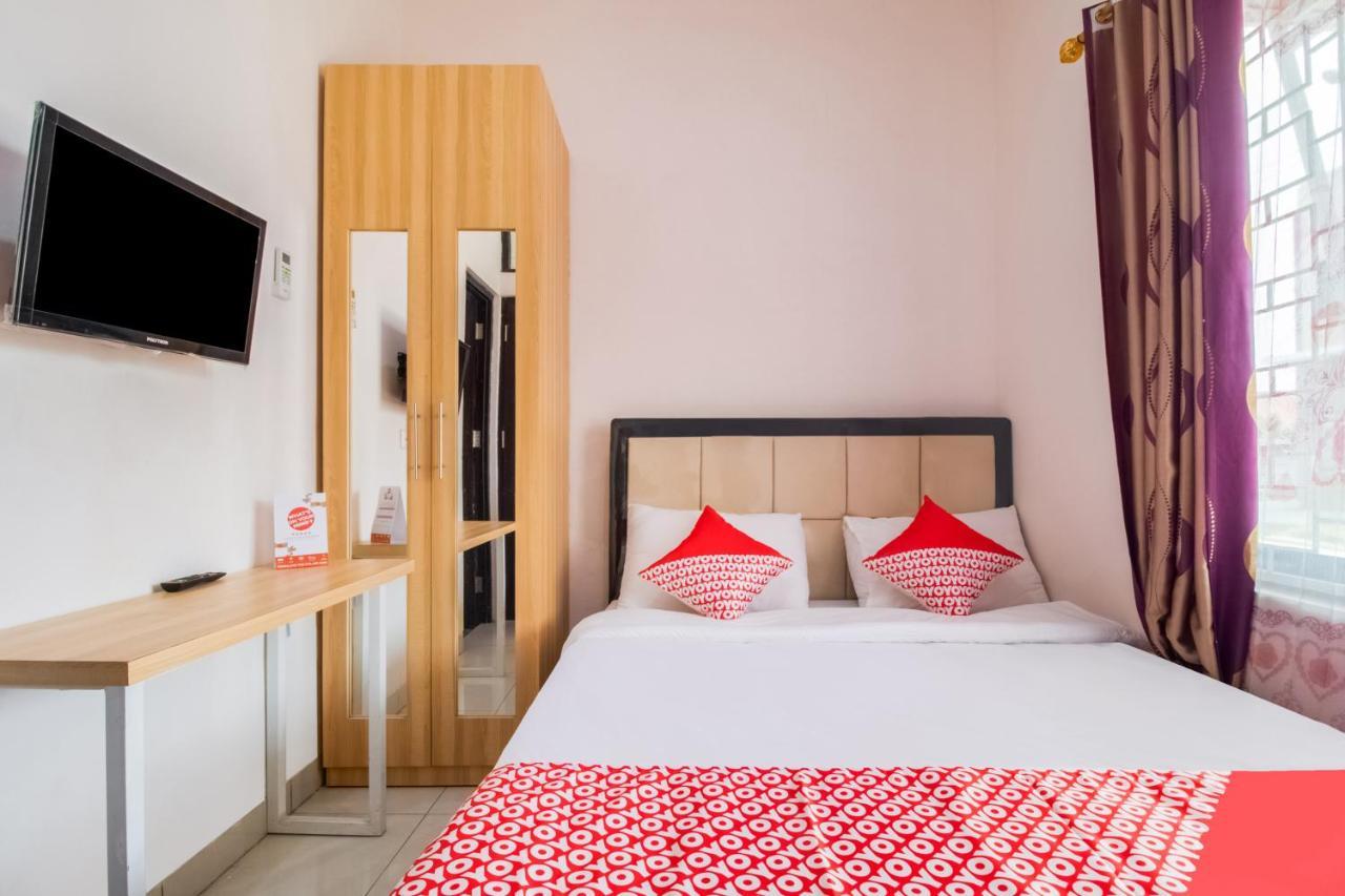 Oyo 3256 Rukost I8 Hotel Karawang Bagian luar foto