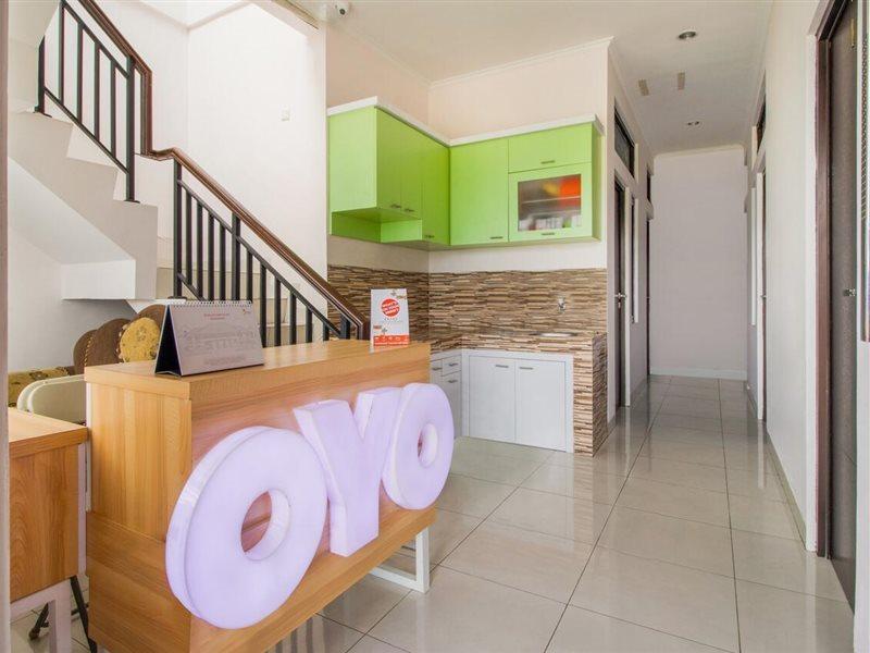 Oyo 3256 Rukost I8 Hotel Karawang Bagian luar foto
